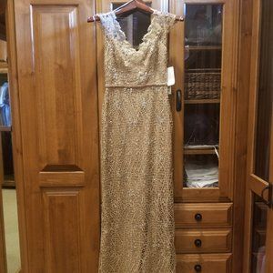 Kay Unger New York Gold & Silver Sequin Gown